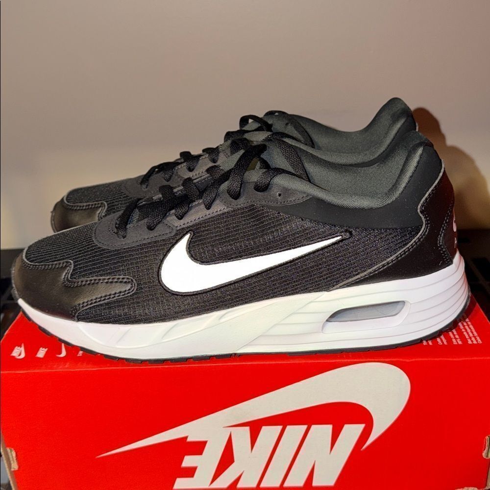 Nike Air Max Solo Black White HQ2572-001 Men’s Size 7.5